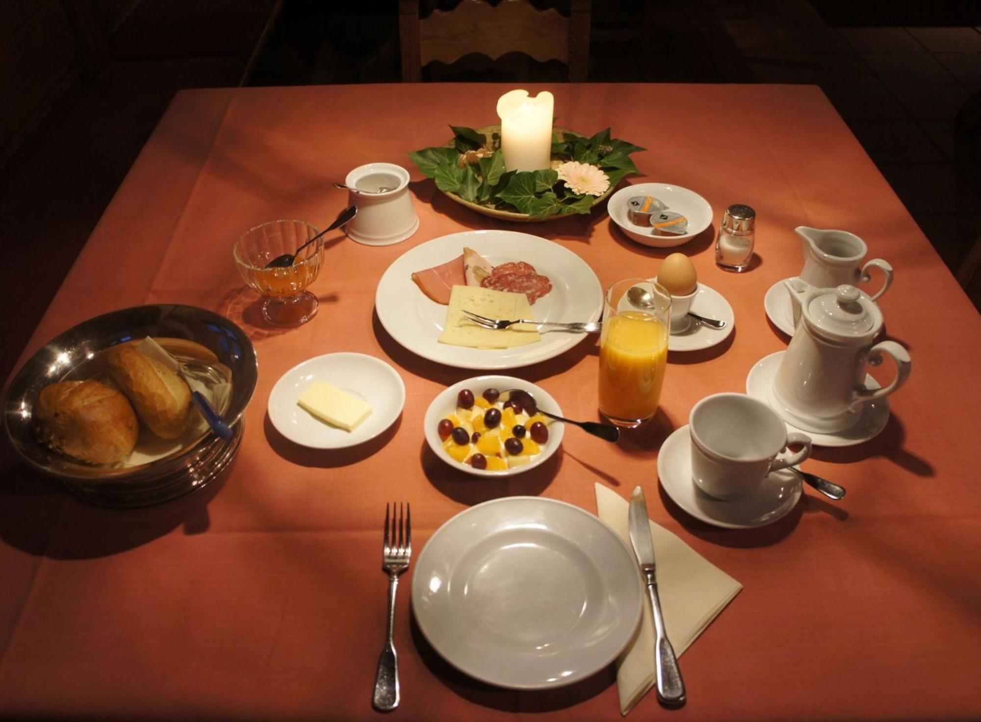 Hotel Schwarzer Adler Erlangen Dış mekan fotoğraf